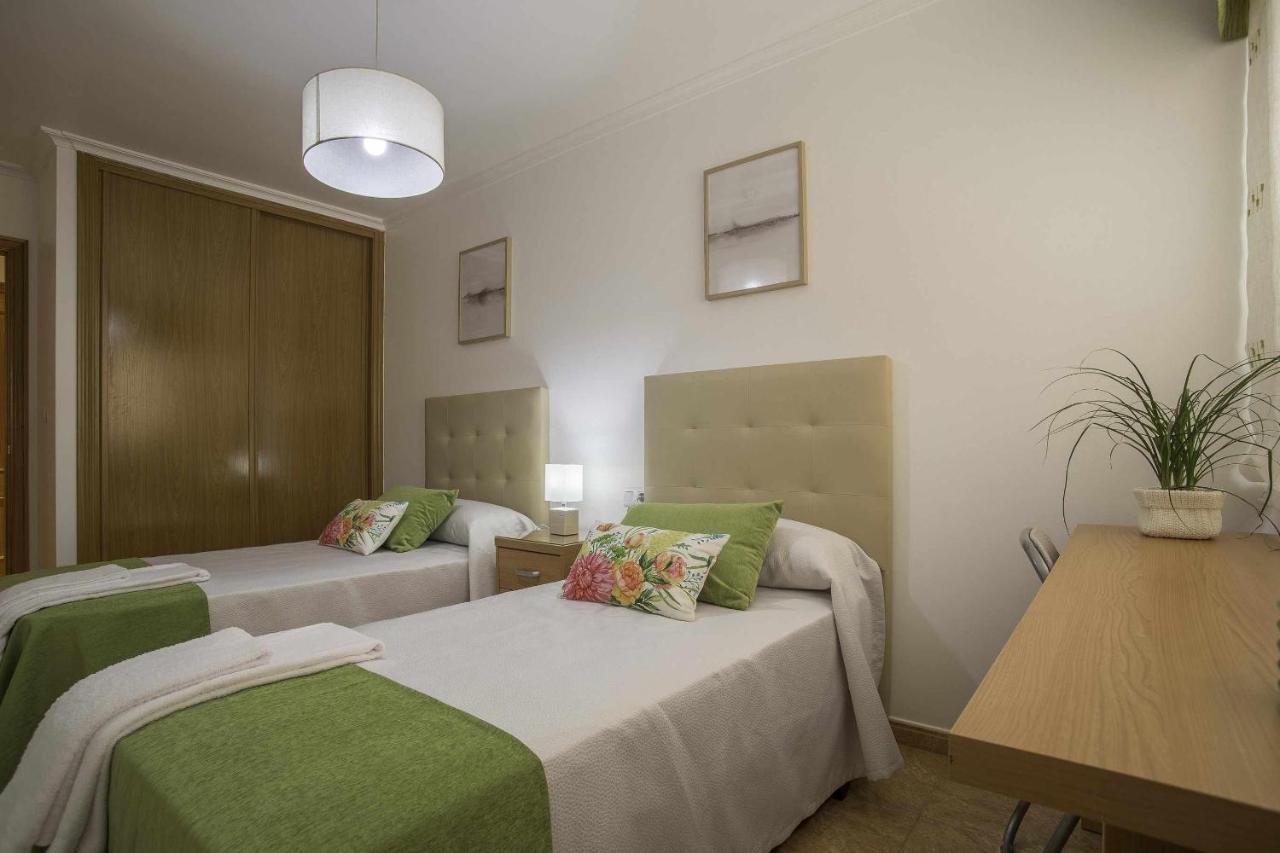 Apartamento En Raxo ポンテベドラ エクステリア 写真