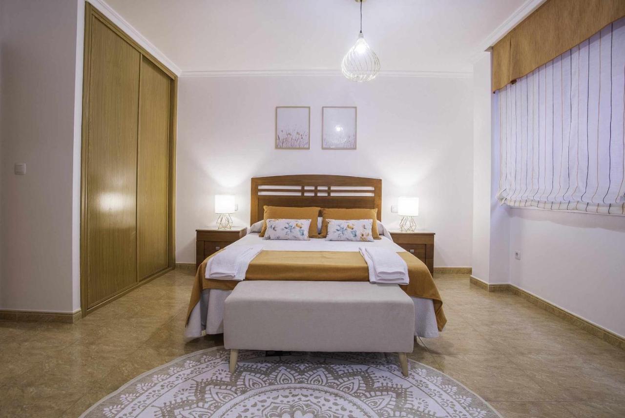 Apartamento En Raxo ポンテベドラ エクステリア 写真