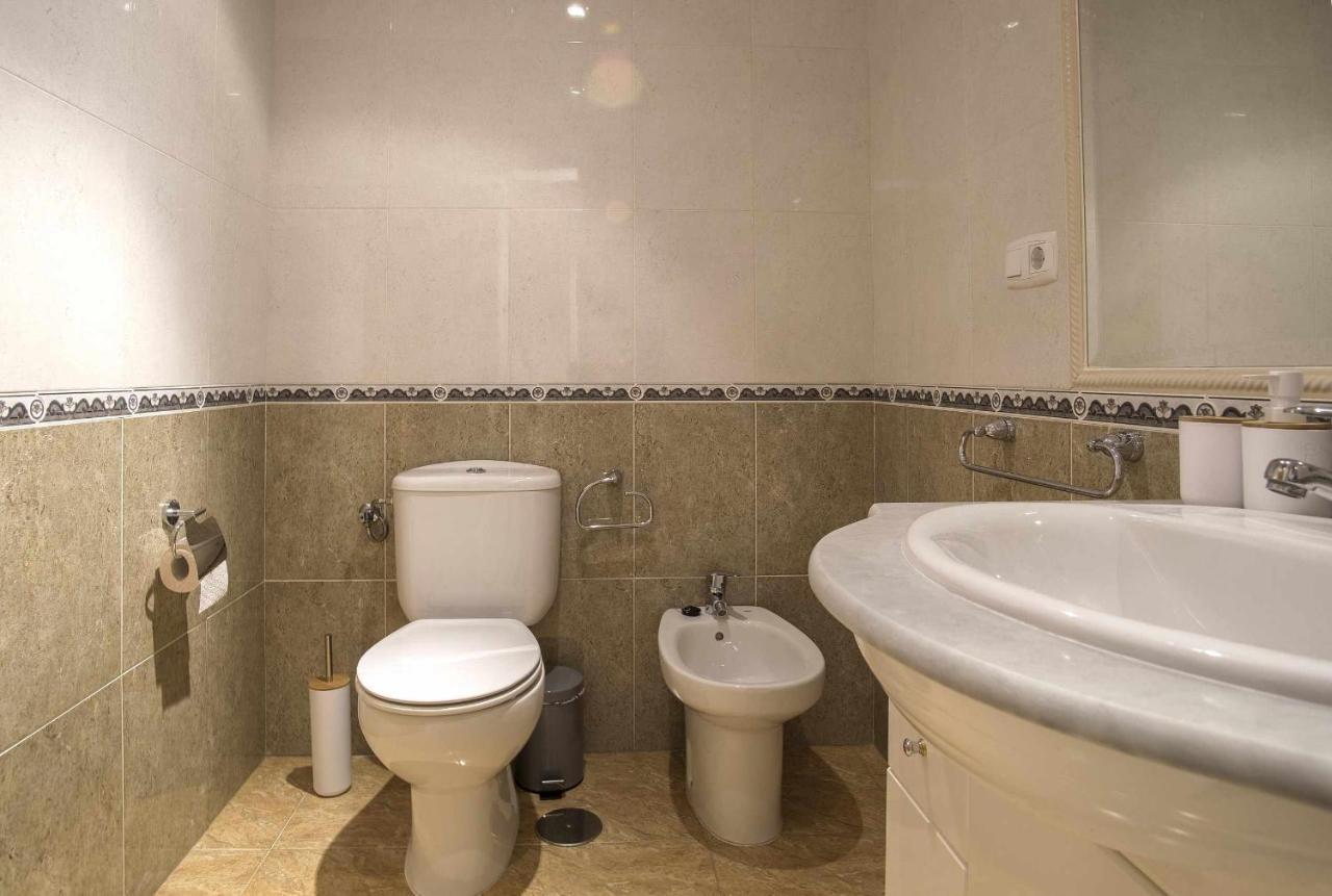 Apartamento En Raxo ポンテベドラ エクステリア 写真